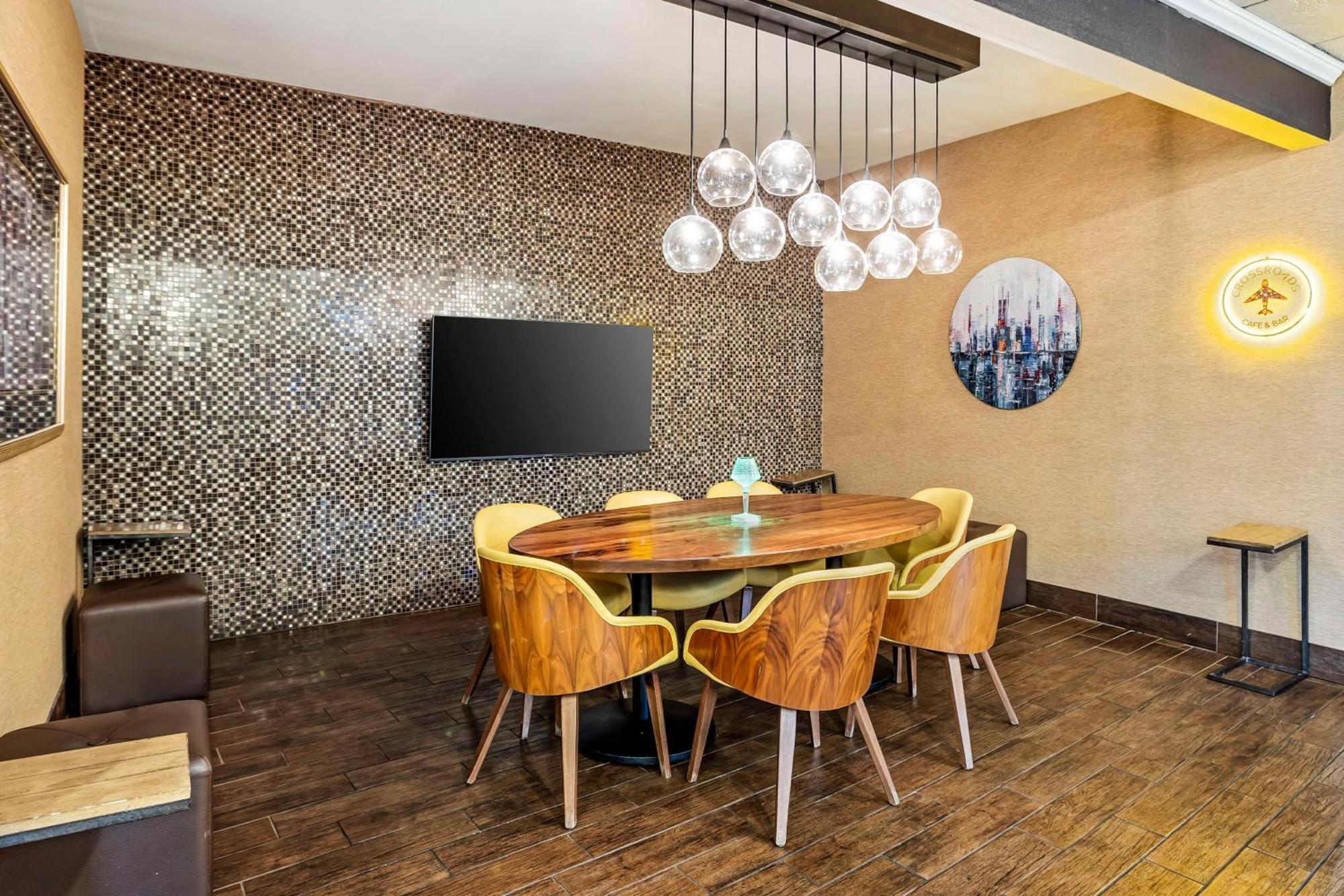 Best Western Plus Newark Airport West Eksteriør billede